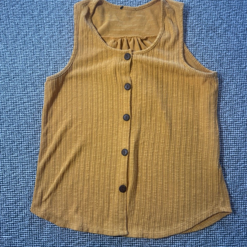 Mustard Yellow Ribbed Knit Button Down Sleeveless Tank Top Casual Scoop Neck S/M